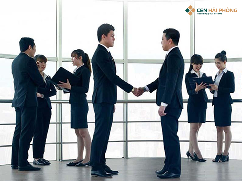 Làm sale bất động sản có cần bằng cấp không?