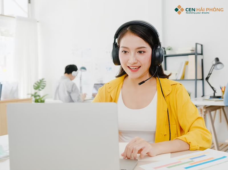 Tư vấn, chăm sóc khách hàng